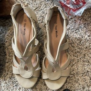 Tan wedges